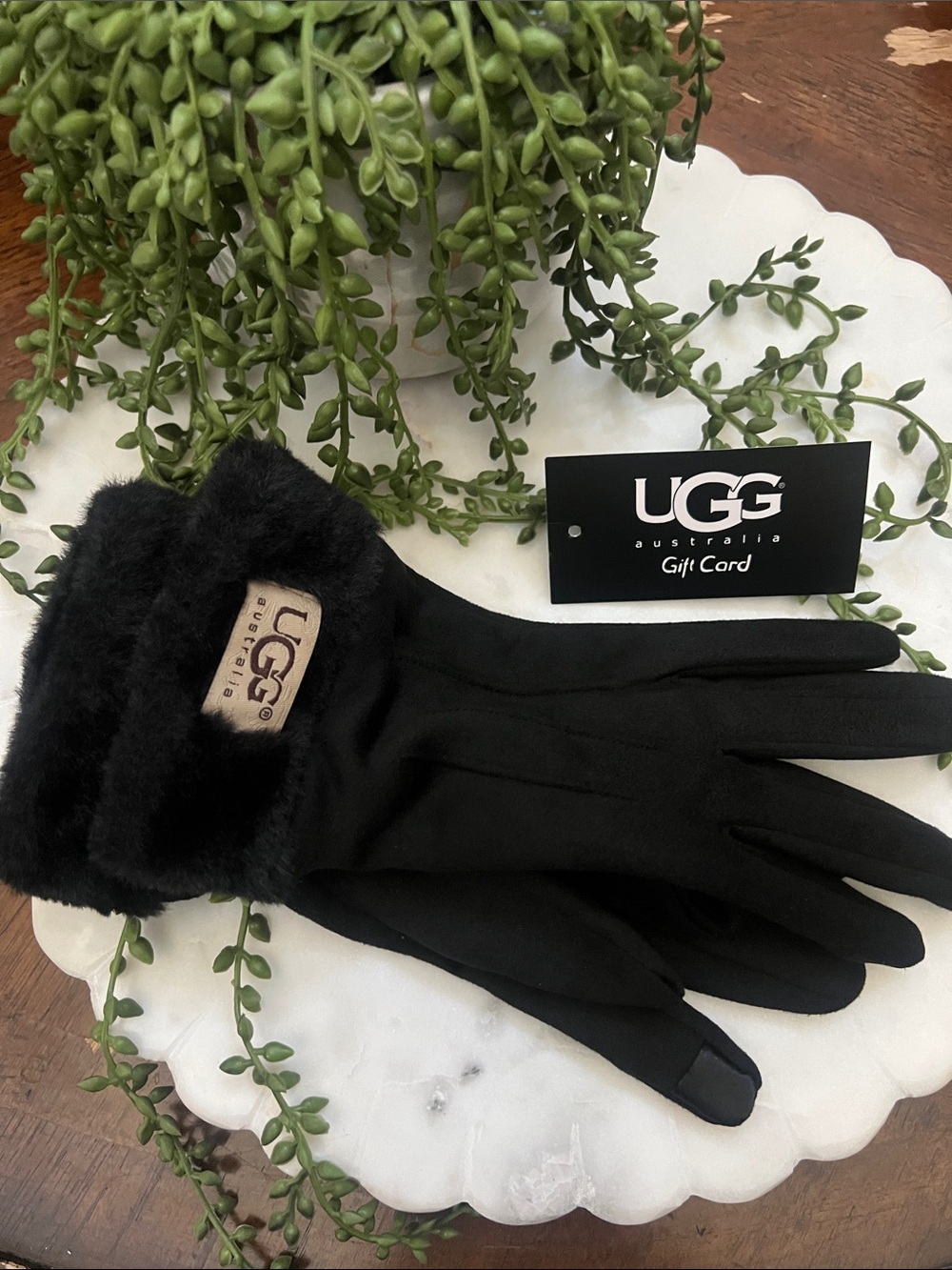 UGG Black Faux-Fur Trim Touchscreen Gloves